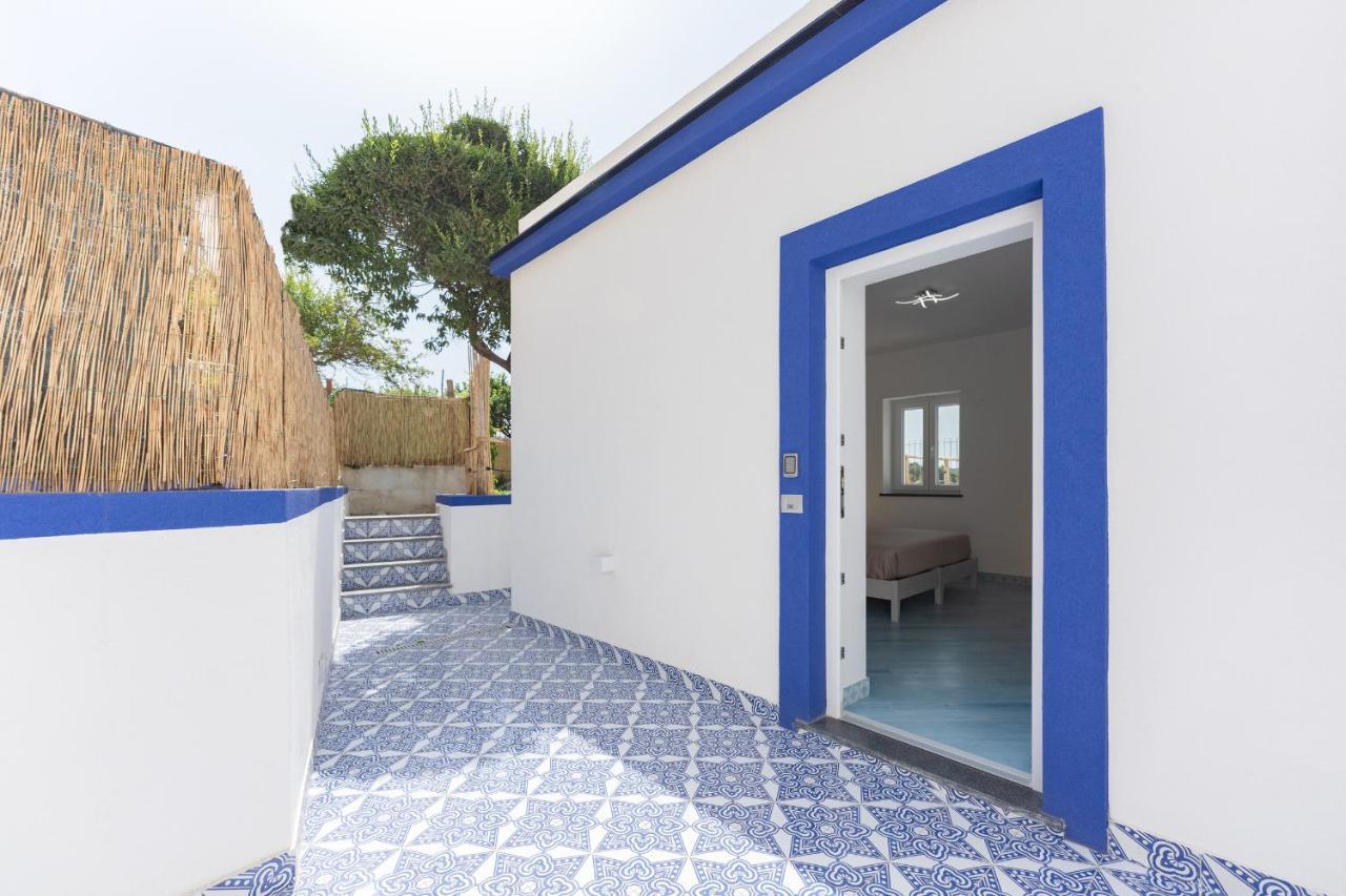 Poseidonia Rooms Procida Bagian luar foto