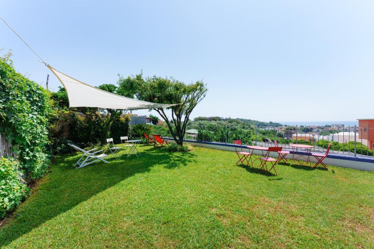 Poseidonia Rooms Procida Bagian luar foto